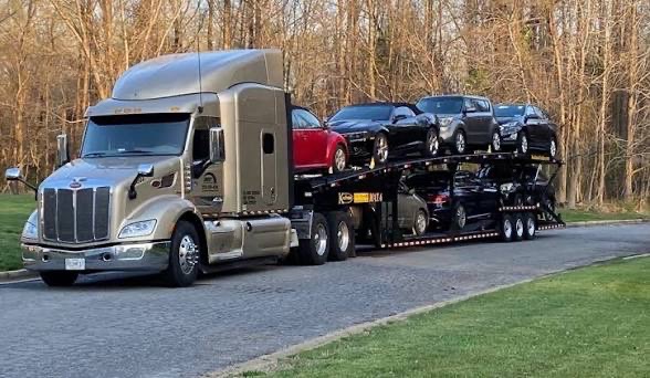 Car hauler truck